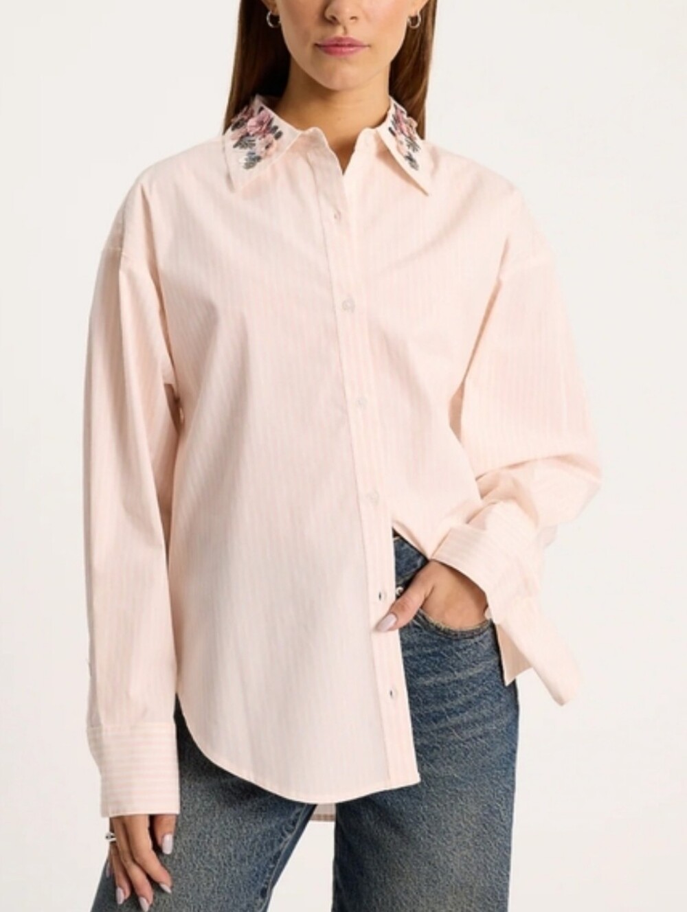 NWT Express Pink & White Striped Embellished Collar Oversized Shirt Size Small